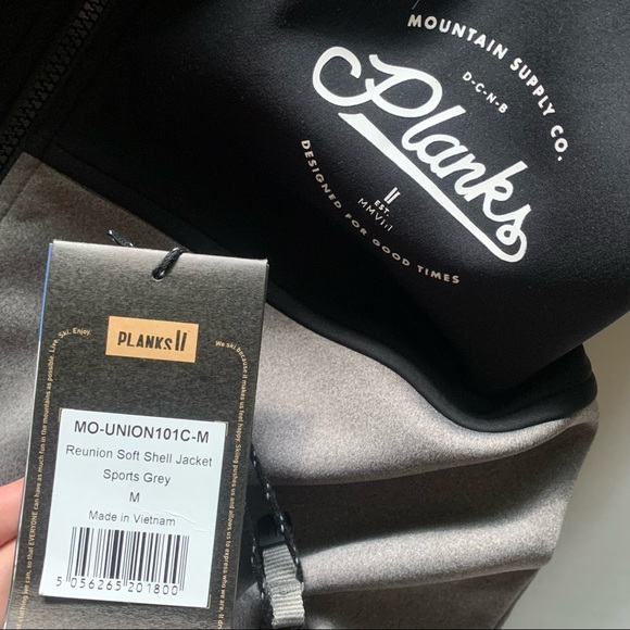 Ski jacket • - Picture 4 of 6